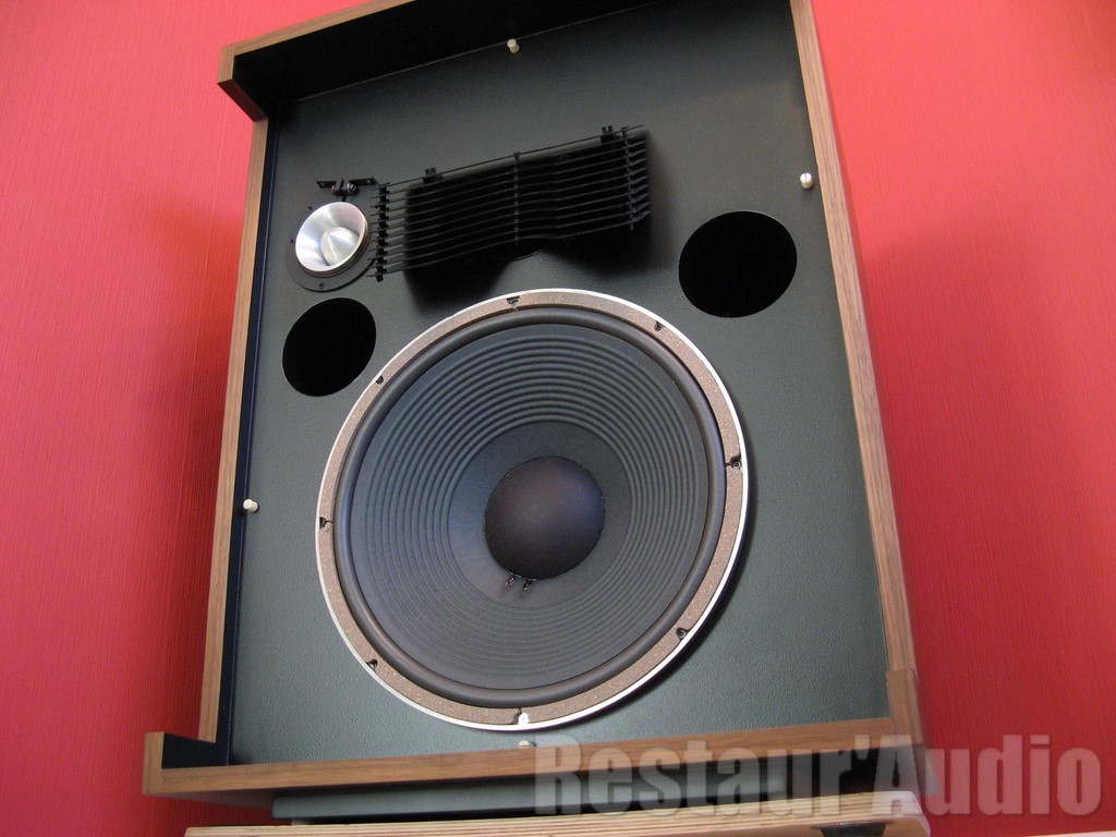 Enceintes JBL 4320 S8