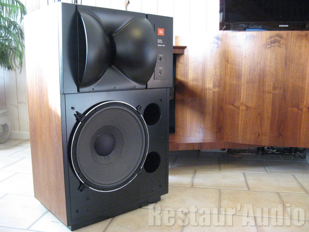 Enceintes JBL 4430