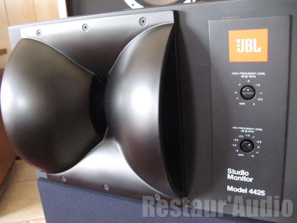 Enceintes JBL 4425