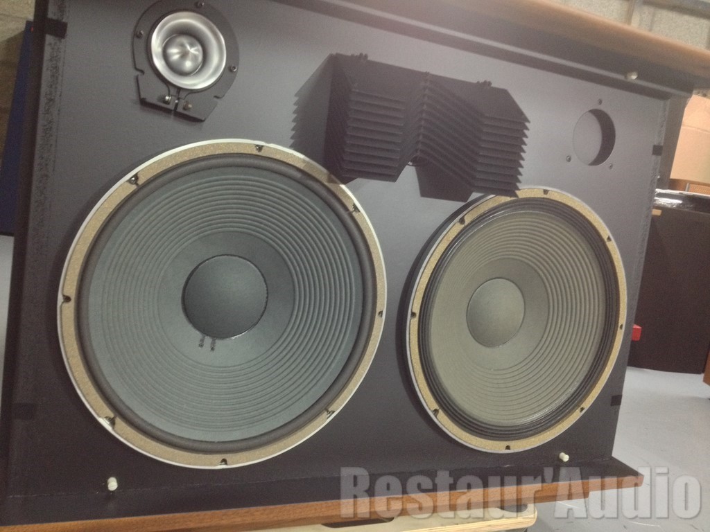 Enceintes JBL Olympus