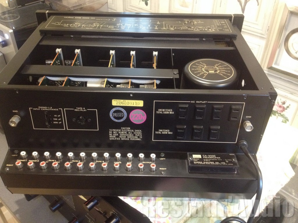 Pré-ampllificateur Sansui CA3000