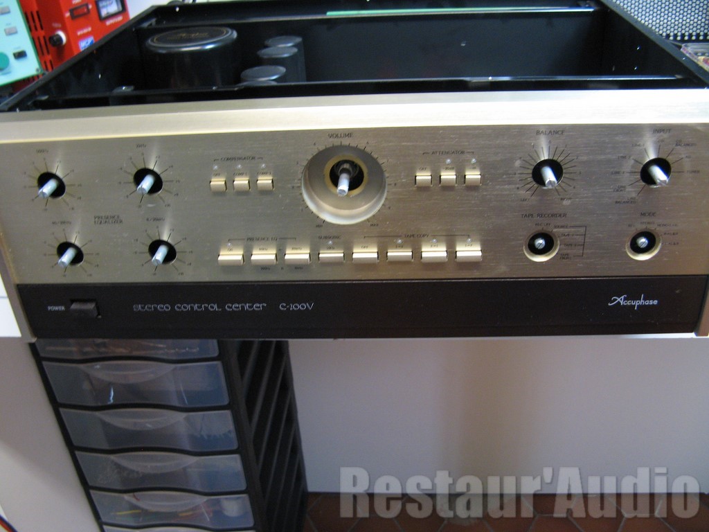 Accuphase C200V révision pré-amplificateur