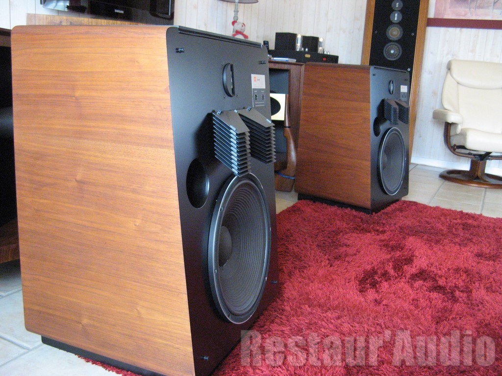 Enceintes JBL L300