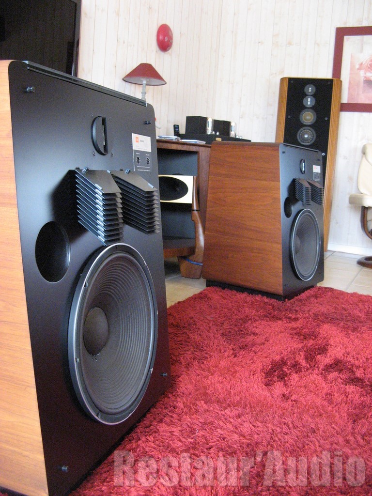 Enceintes JBL L300