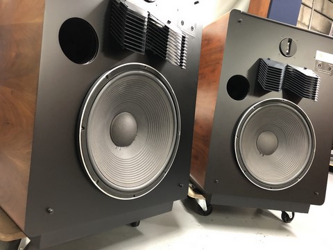 JBL L300 SUMMIT