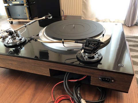 Platine vinyle DENON modèle DP80