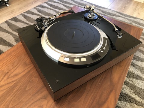 Platine vinyle DENON modèle DP80