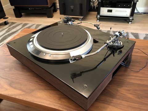 Platine vinyle DENON modèle DP80