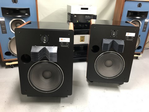 JBL L300 SUMMIT