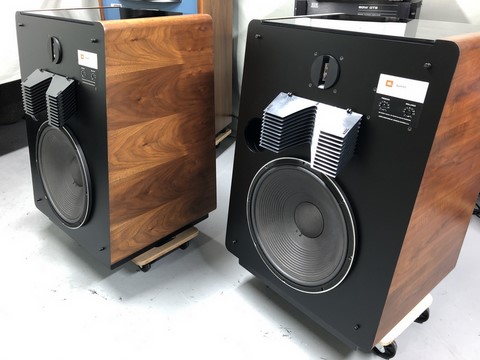 JBL L300 SUMMIT