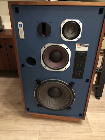 Enceintes JBL modèle 4315A