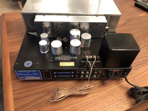 MARANTZ  tuner modèle 20