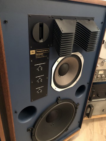 Enceintes JBL modèle 4344 MK2