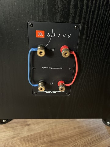 Enceintes audio JBL modèle S3100